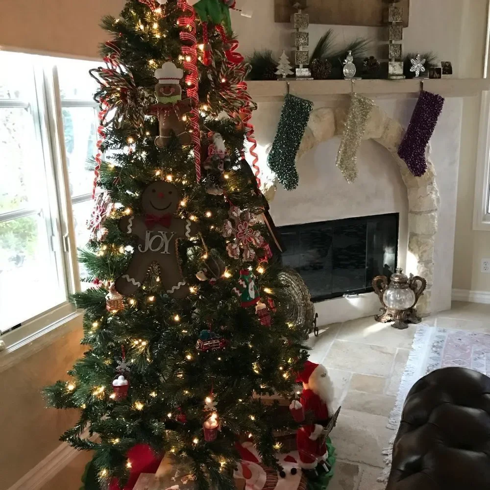 Candy Land Christmas 9’ Tree and Ornaments